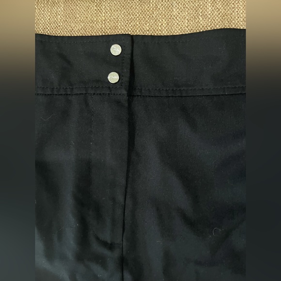 Two Like New Women’s Size 14 Izod Stretch Golf Skorts / Skirts - Picture 7 of 11